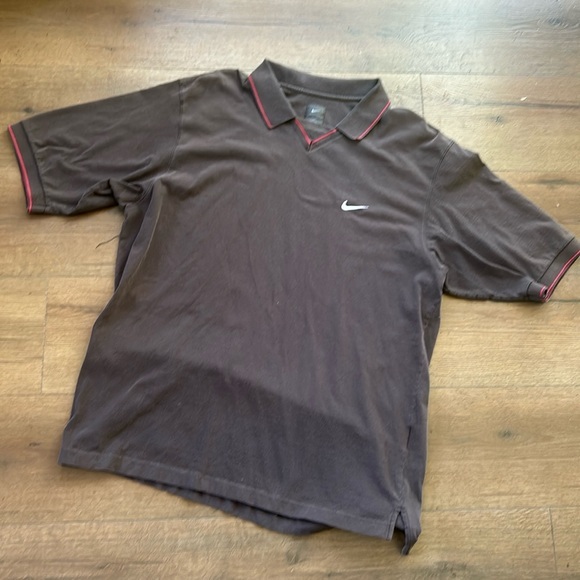 Nike Golf Shirt !! XL - Picture 1 of 6